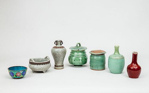 Six Modern Glazed-Pottery Articles and a Chinoiserie Bowl