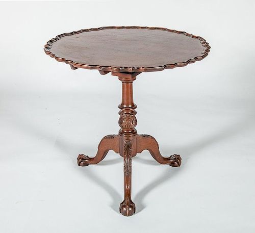 George III Style Pie Crust Tilt-Top Table