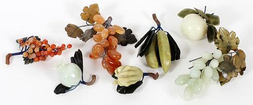CHINESE AGATE & SERPENTINE FRUIT SEVEN PIECES