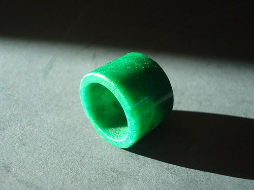 OLD CHINESE Green Jade Archor Thumb RING, 1" H x 7/8" W