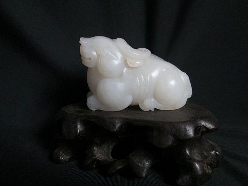 OLD Chinese White Jade Buffalo, 7cmx4cmx4.3cm