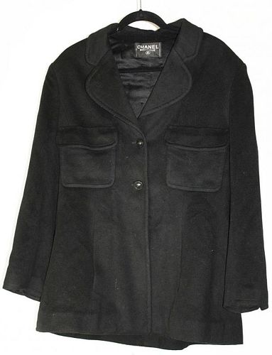 Chanel Boutique lady's jacket, wool w/ silk blend lining, size 44
