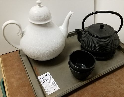 TRAY ROSENTHAL CLASSIC ROSE TEA POT AND CAST IRON JAPAN TEA POT AND CUPS