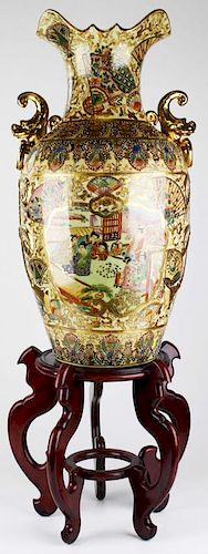 late 20th c Chinese hand painted Royal Satsuma palace vase, oval mark on base , ht 24”