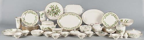 Lenox porcelain Holiday or Holly berry dinner service, approximately 118 pieces.