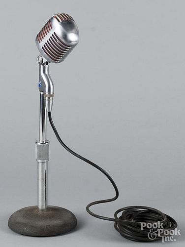 Unidyne tabletop microphone, model 55S, 19'' h.