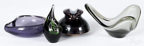 Two pieces of Holmesgaard glass, together with an unsigned bowl and a bennington insulator.