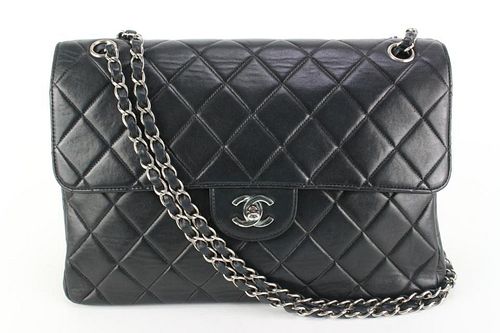 CHANEL BLACK QUILTED LAMBSKIN JUMBO DOUBLE FLAP CLASSIC BAG
