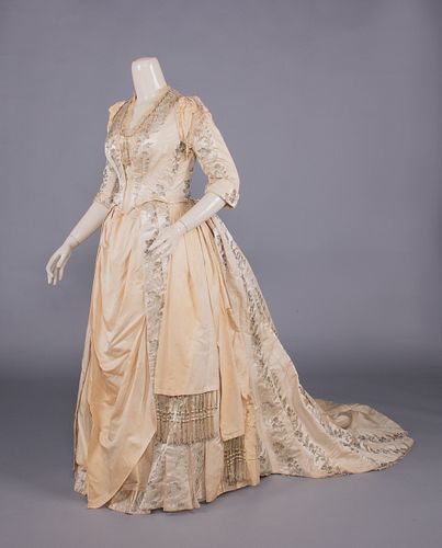 THISTLE PATTERNED SILK EVENING GOWN, c. 1888