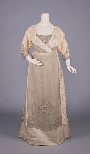 DIRECTOIRE INSPIRED EVENING GOWN, BRUSSELS, c. 1912