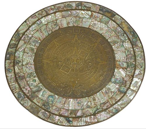AN ANTIQUE BRASS AND MOTHER OF PEARL INDO PORTUGUESE CIRCULAR CHARGER