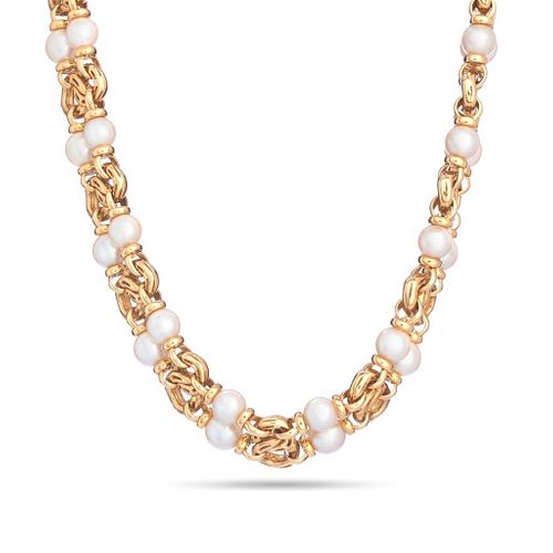 Bulgari 18k Gold and Pearl Necklace