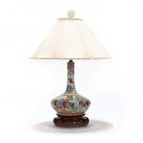 Chinese Rose Medallion Bottle Vase Lamp 