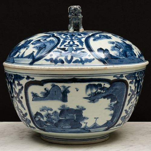 Japanese Export Blue and White Porcelain Tureen and Cover