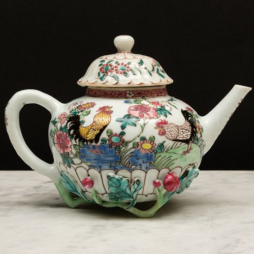 Chinese Export Famille Rose Porcelain Teapot and Cover with Lotus Form Base