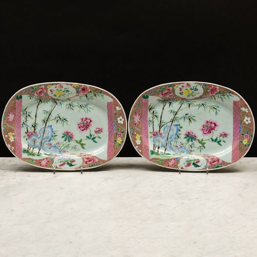 Pair of Chinese Export Famille Rose Porcelain Oval Dishes