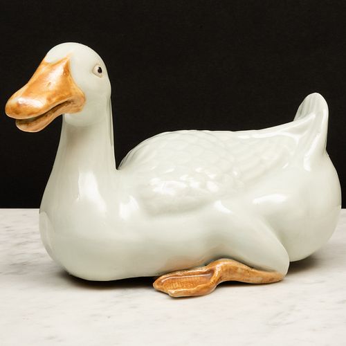 Chinese Export Porcelain Model of a Duck