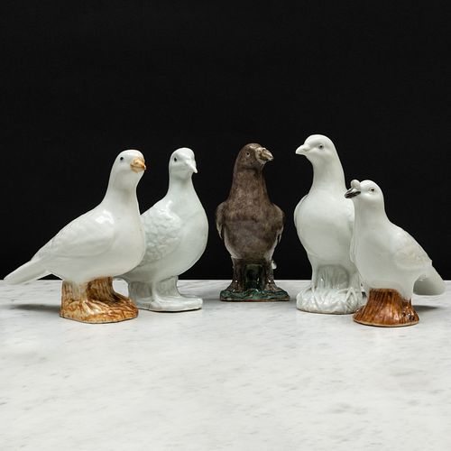 Group of Four Chinese Export Porcelain Models of Doves and a Model of a Squab