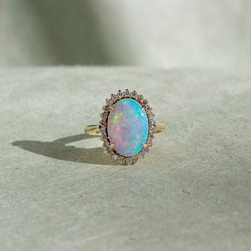 18k Vintage Opal & Diamond Surround Ring