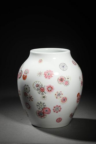 Qing YongZheng: A Fencai Porcelain Jar