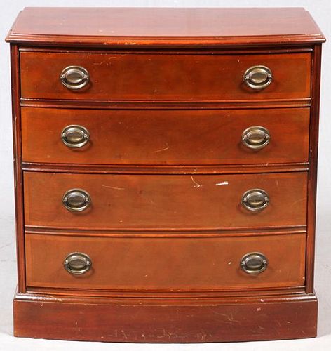 MAHOGANY FOUR DRAWER BACHELOR CHEST C1940