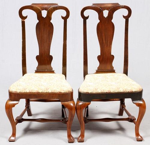 QUEEN ANNE MAHOGANY SIDE CHAIRS 18TH C. PAIR