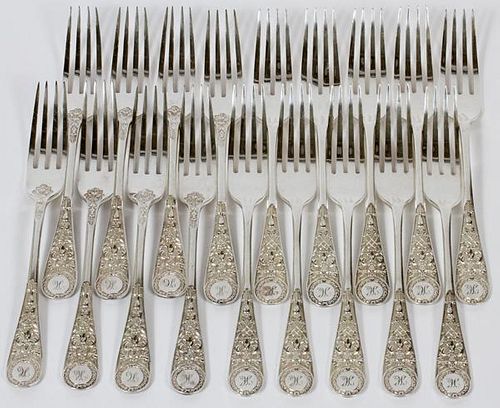 MARTIN HALL & CO. ELECTROPLATE SILVER DINNER FORKS