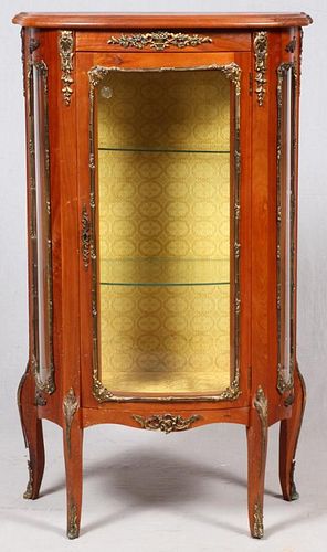 FRENCH LOUIS XV STYLE CURIO CABINET