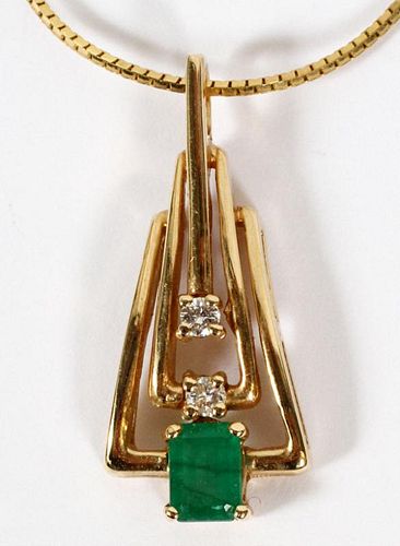 LADY'S EMERALD AND DIAMOND PENDANT AND NECKLACE