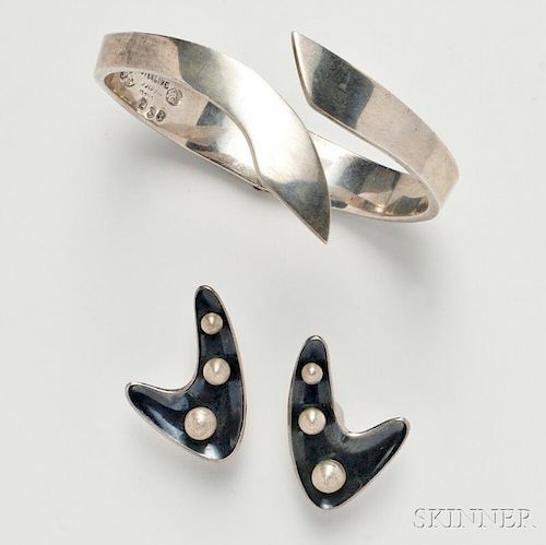 Sigfredo Pineda Boomerang Earrings and a Bracelet