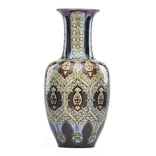 ROYAL DOULTON Large vase