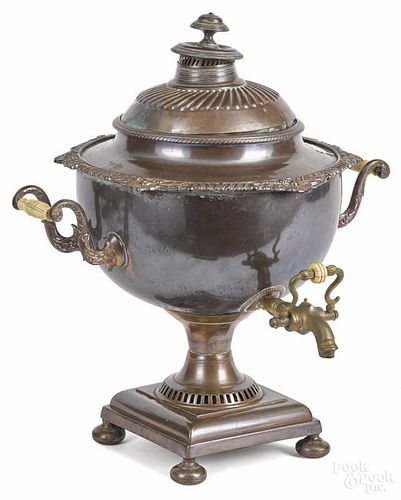 Regency copper hot water urn, 19th c., 17 1/4'' h.