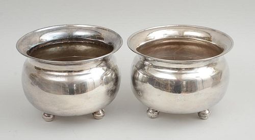PAIR OF MEXICAN SILVER JARDINIÈRES