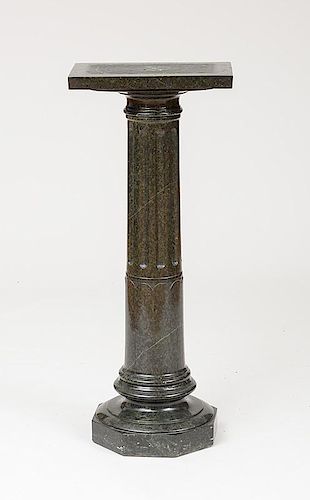 ITALIAN NEOCLASSICAL STYLE SPECKLED GREEN MARBLE PEDESTAL