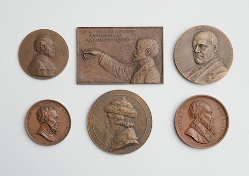 GROUP OF BRONZE COMMEMORATIVE MEDALS