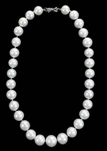 Fine South Sea Cultured Pearl Necklace