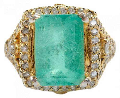 18 Karat Gold and Emerald Ring