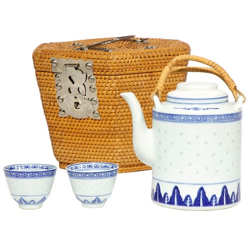 Vintage Chinese Travelling Tea Set