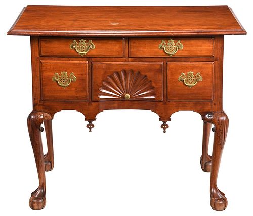 Connecticut Chippendale Figured Cherry Dressing Table