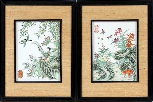 CHINESE PORCELAIN PLAQUES PAIR