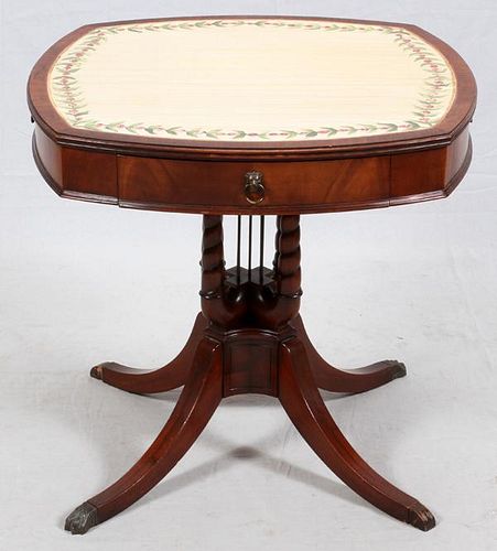 IMPERIAL OF GRAND RAPIDS MAHOGANY TABLE
