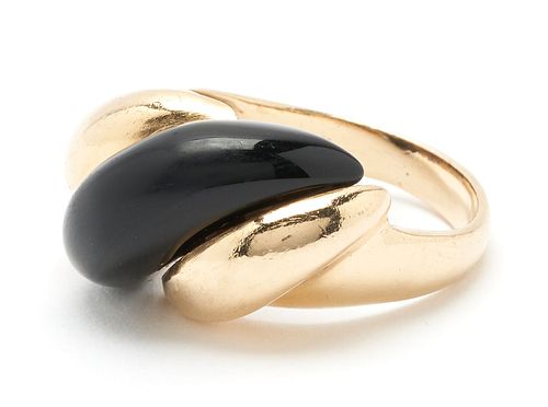 14K Gold & Black Onyx Ring