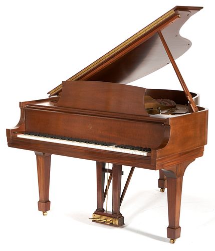 Steinway & Sons Model M Grand Piano, Mahogany Finish