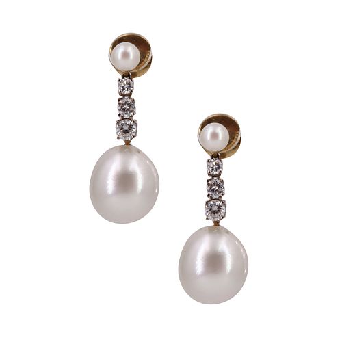 South sea Pearls & Diamonds 18k Gold  Drop Earrings