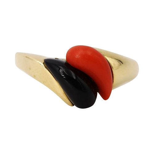 H STERN Coral and Onyx 18k gold Ring