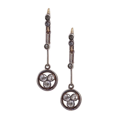 18k Gold and Platinum antique Drop Earrings with Diamonds