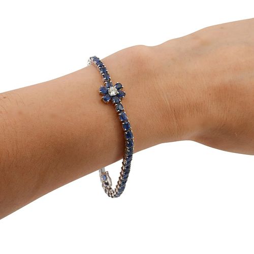 Sapphires & Diamond 18k Gold Flower Bracelet