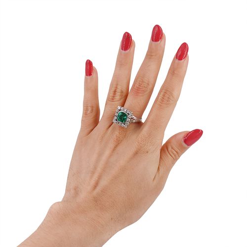 2.30 Cts Colombian Emerald & Diamonds Platinum Ring