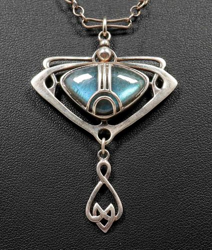 Arts & Crafts Sterling Silver & Crystalline Stone Necklace c1905