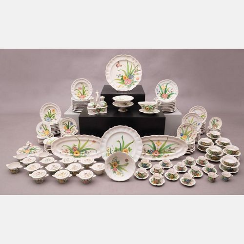 A Large Collection of Italian Pottery Dinnerware, 20th Century.